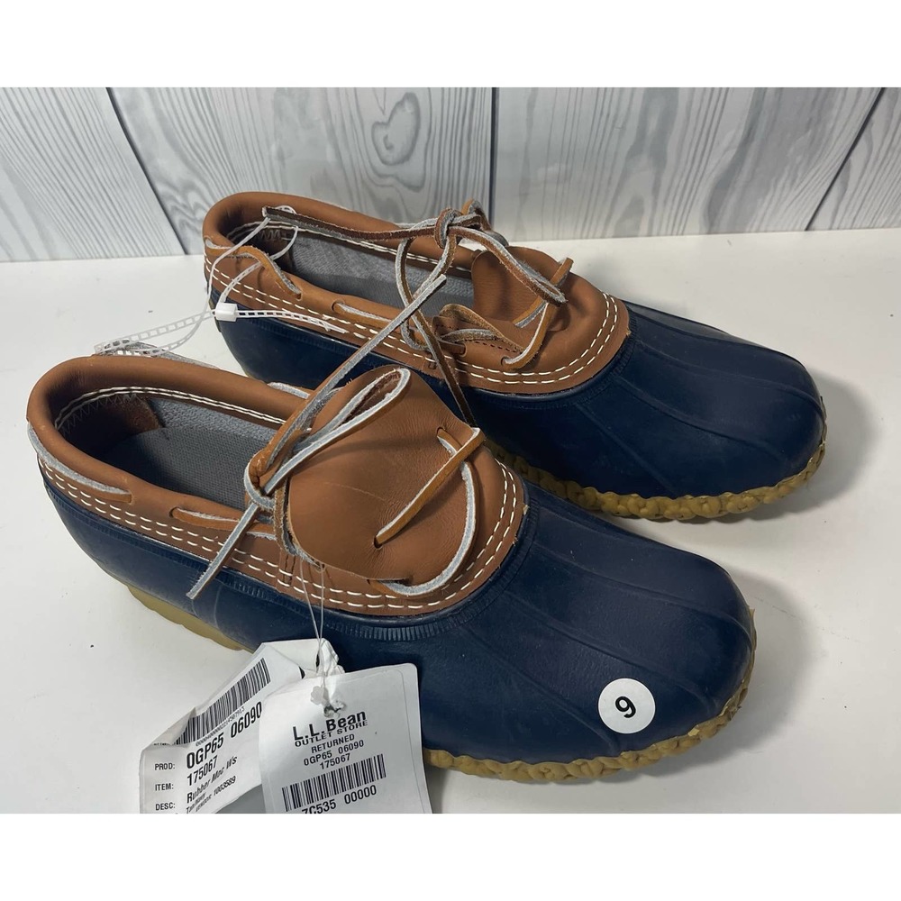 L.L. BEAN WOMEN'S BEAN BOOTS, RUBBER MOC Size 9 Wide